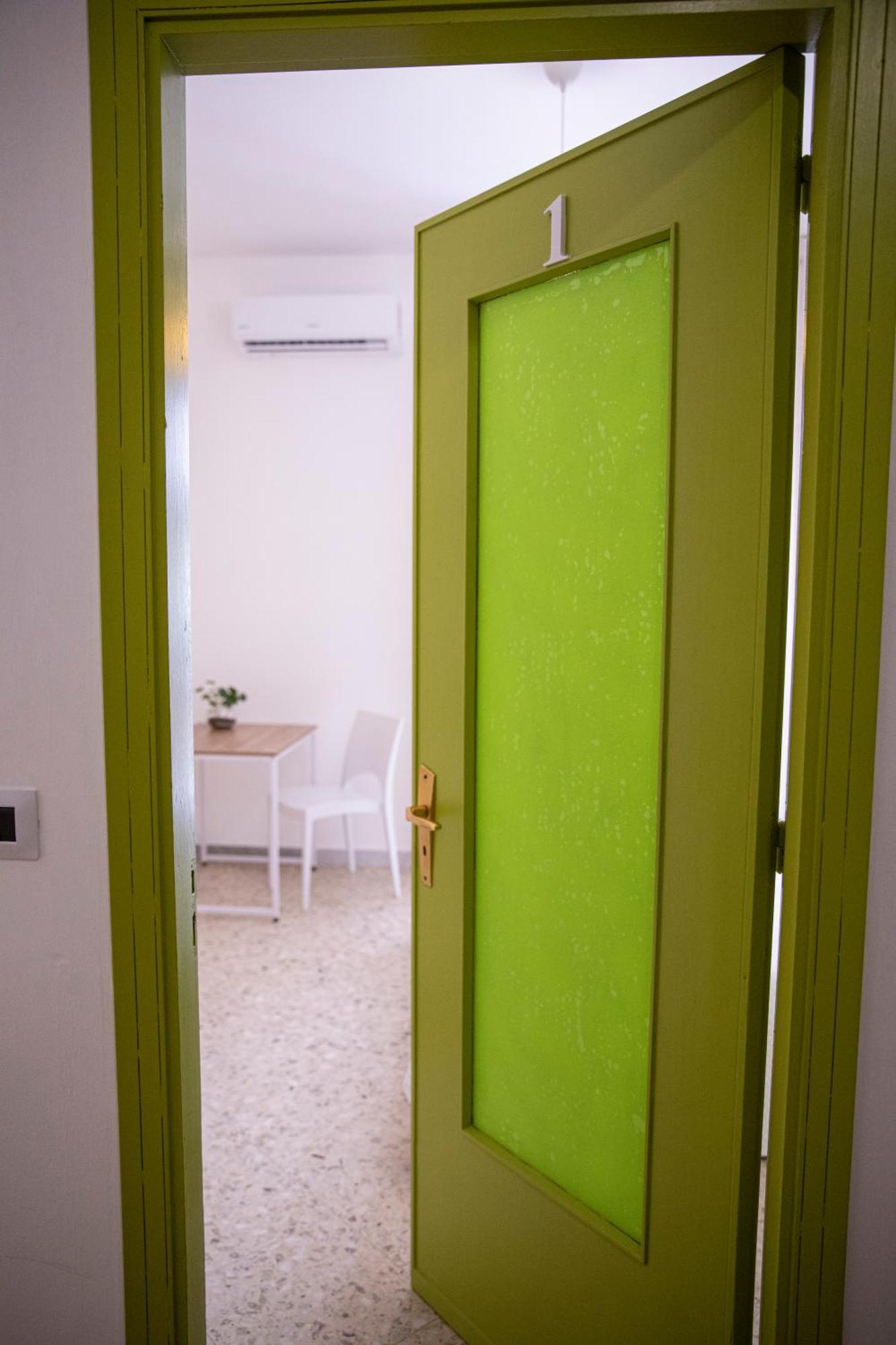 Green Rooms Бари Экстерьер фото