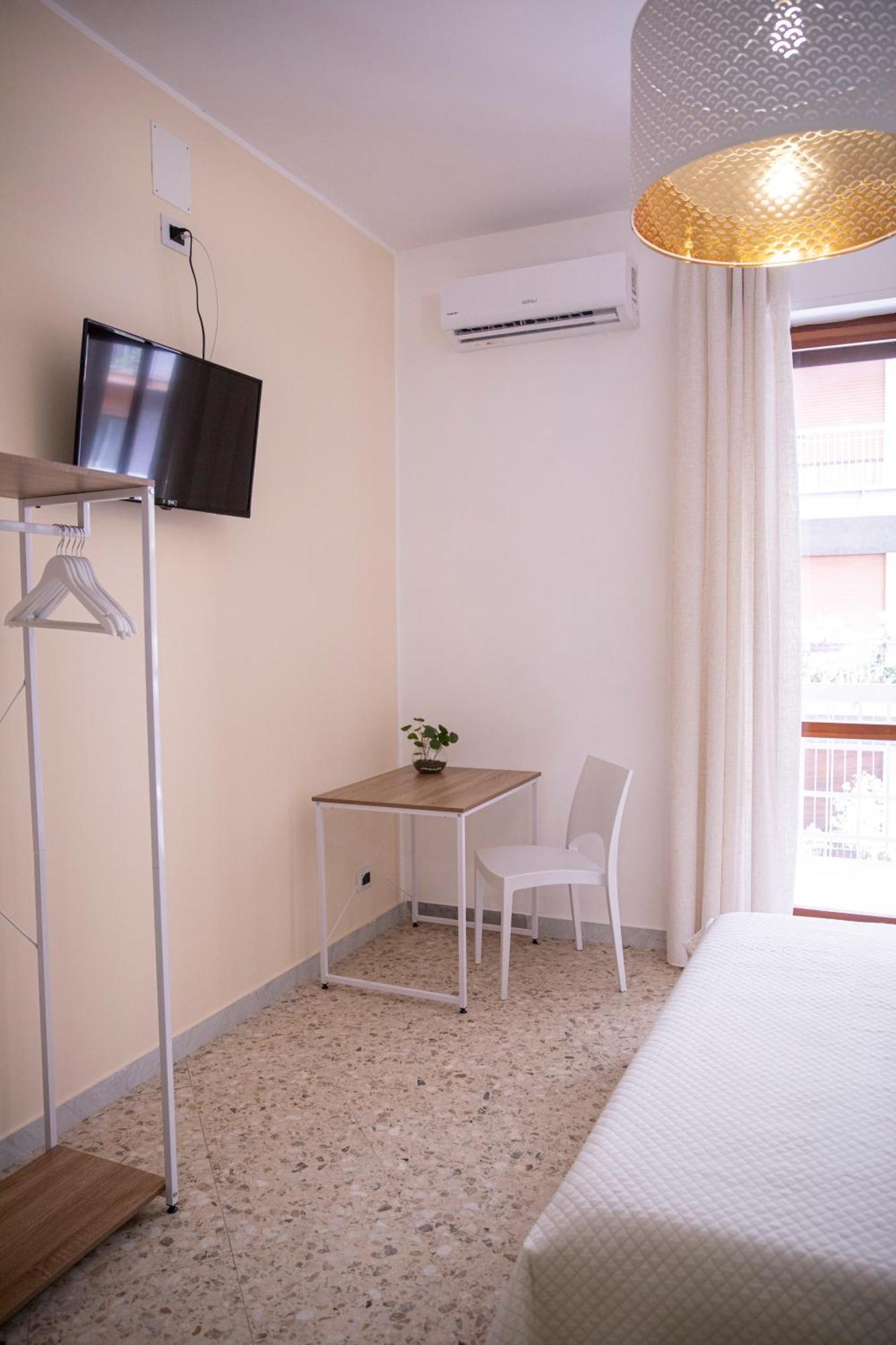 Green Rooms Бари Экстерьер фото