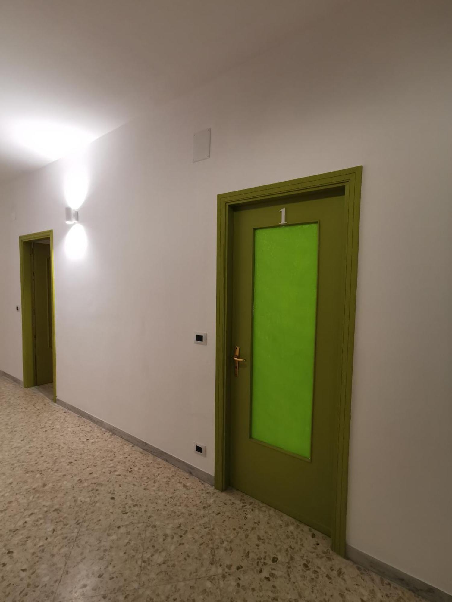 Green Rooms Бари Экстерьер фото